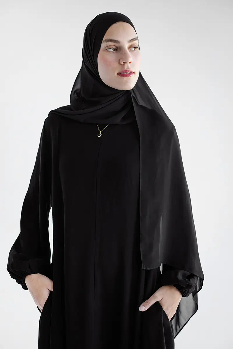The Essential Abaya
