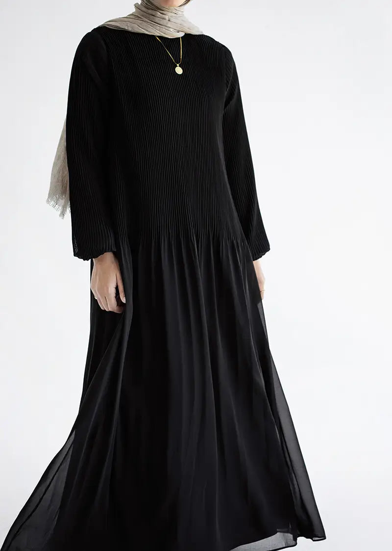Fairytale Dress In black