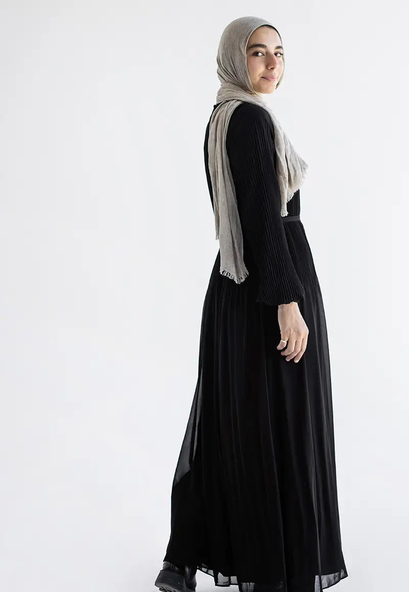 Fairytale Dress In black