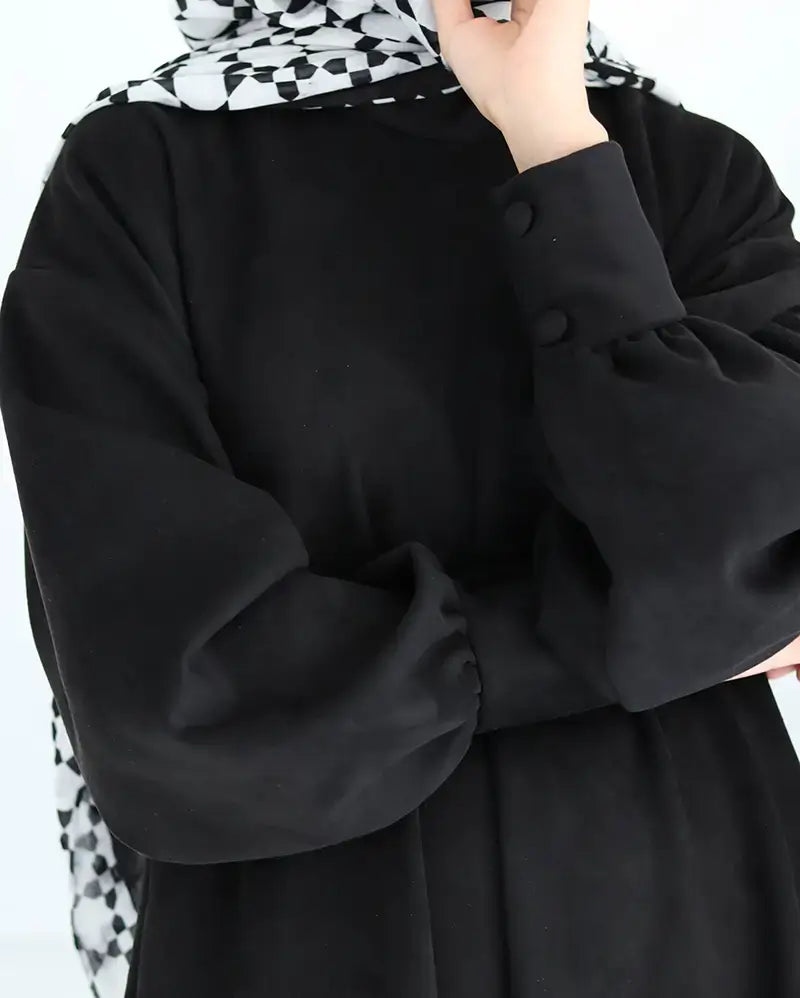 Cloche Suede Abaya