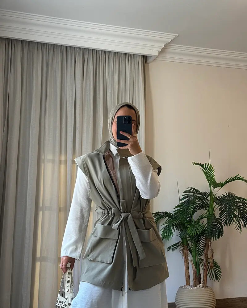 Sleeveless Gabardine Vest