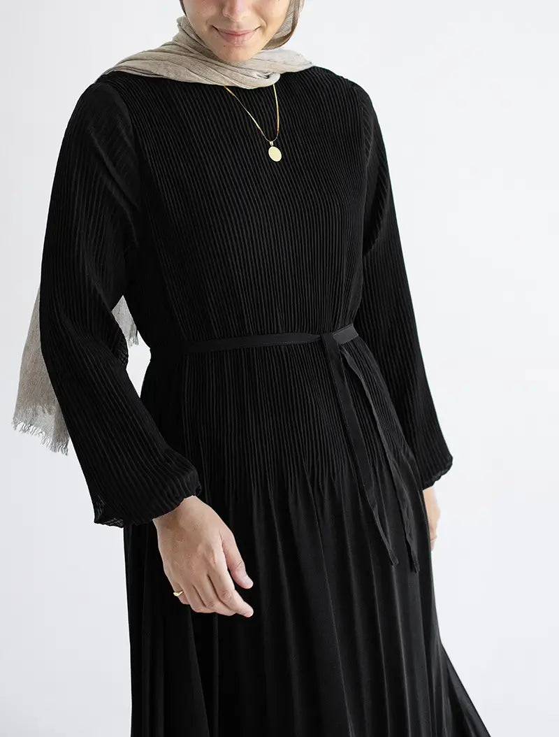 Fairytale Dress In black