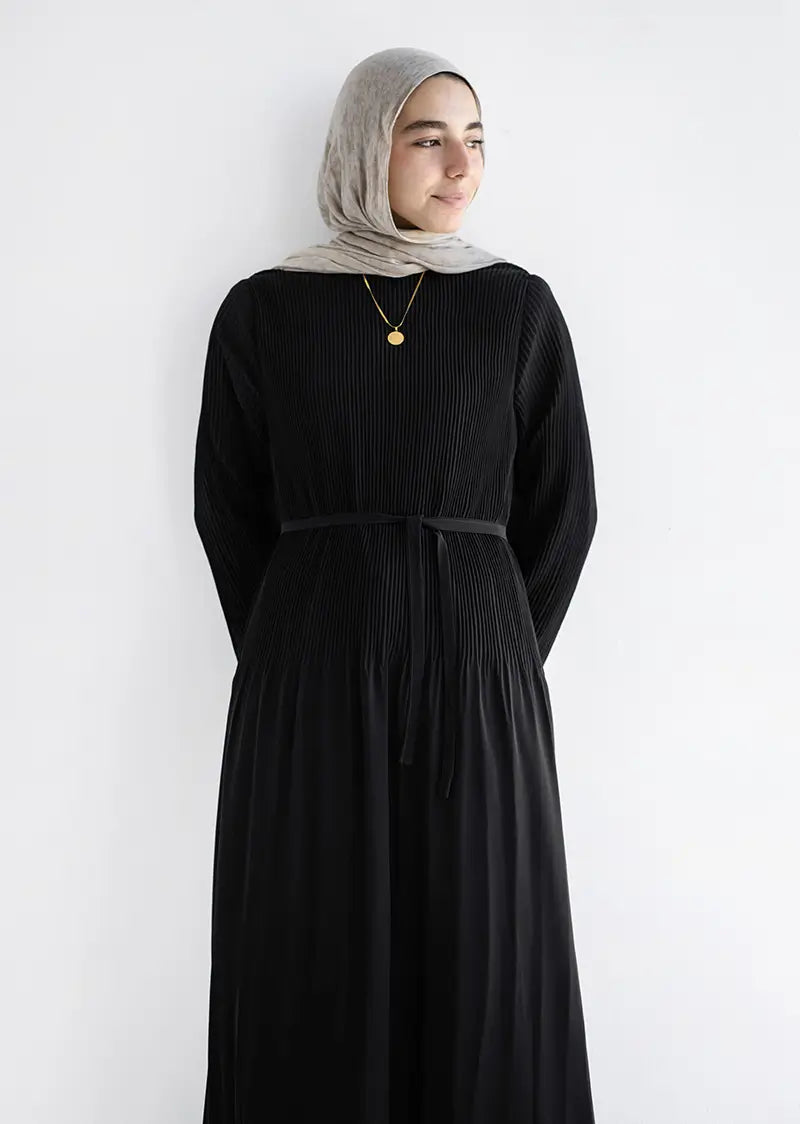 Fairytale Dress In black